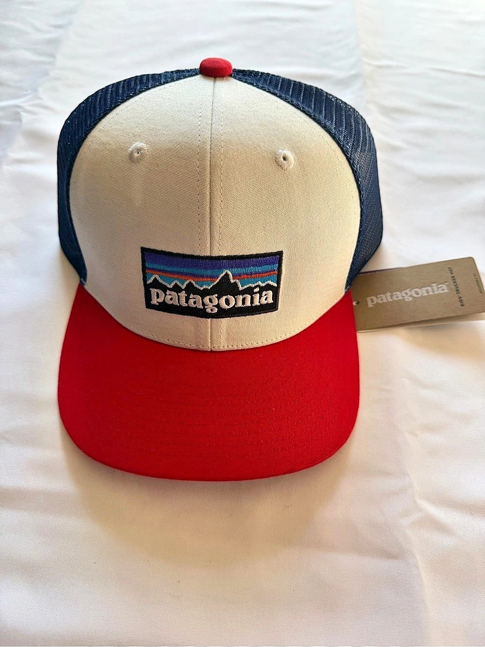 Patagonia Kids' P-6 Logo Trucker Hat Red & Blue & White NWT